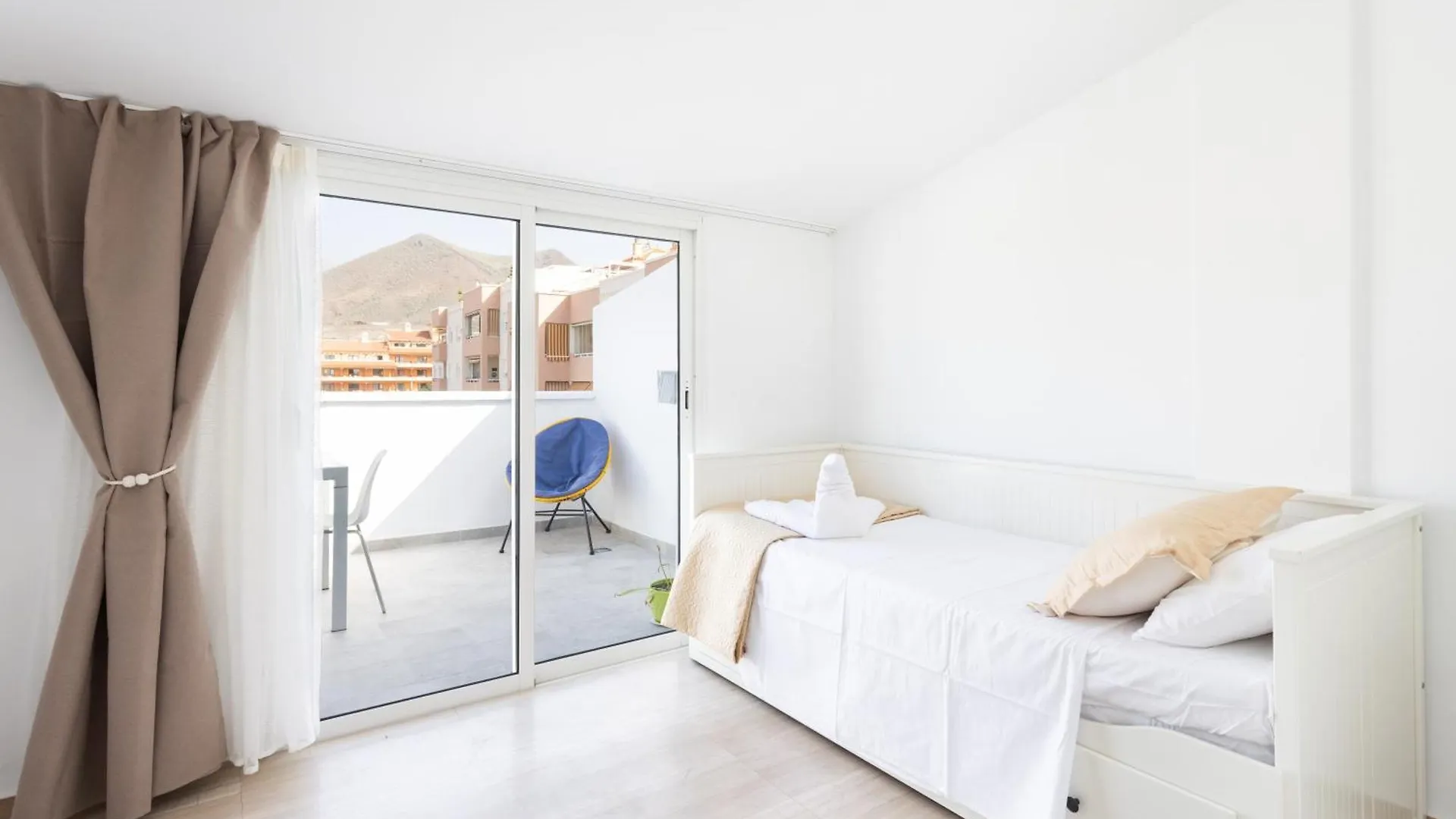Emily Residencial Apartment Los Cristianos  0*, Los Cristianos (Tenerife) Spain
