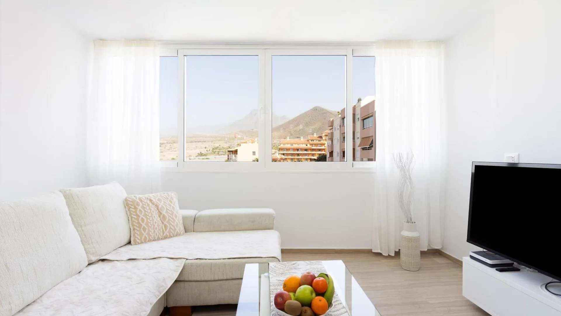 Emily Residencial Apartment Los Cristianos